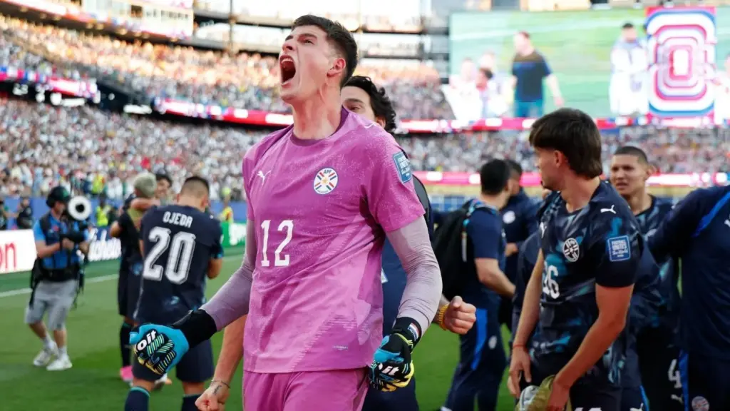 Conheça o goleiro Orlando Gill, herói da classificação do Paraguai sobre a Alemanha