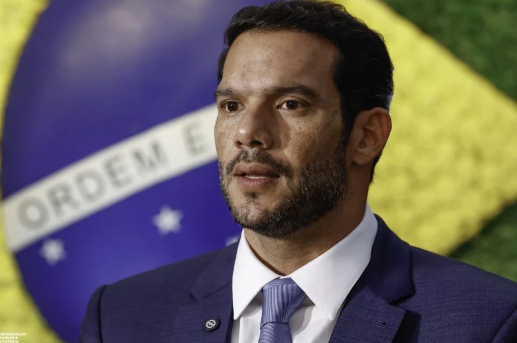 CBF demite funcionários após vazamento de informações sobre presidente Samir Xaud
