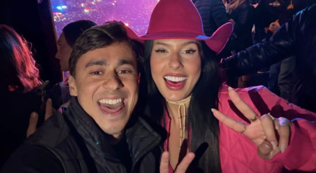 Ana Castela posa ao lado de Nikolas Ferreira e gera polêmica