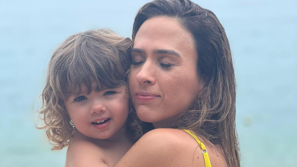 Saiba por que Tatá Werneck não expõe a filha nas redes sociais