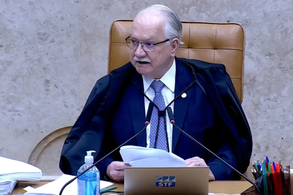 Fachin adia análise de processo relacionado ao caso Master