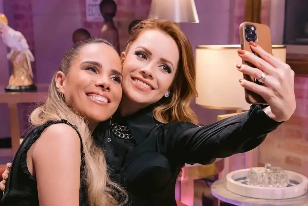 Sandy abre o jogo sobre rivalidade com Wanessa Camargo