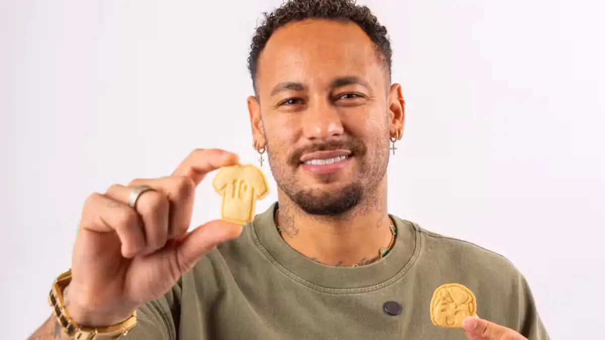 Neymar explica origem da promessa de “fábrica de biscoitos” à mãe e lança linha de biscoitos colecionáveis