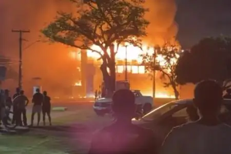 Incêndio causa prejuízo de até R$ 100 milhões à UFPE