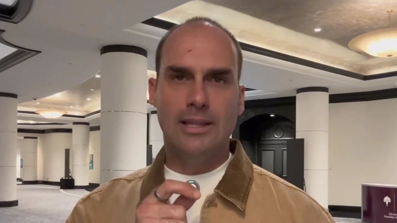 Eduardo Bolsonaro pede pressão internacional para não reconhecer vitória de Lula e fala em fraude eleitoral
