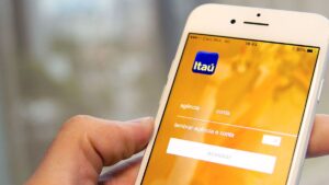 Golpes por telefone avançam no Brasil e bancos usam IA para tentar impedir fraudes