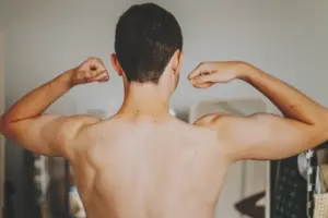 Novo remédio pode reduzir perda de músculo causada por canetas de emagrecimento; saiba qual