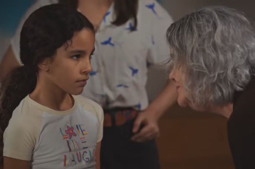 Familia E Tudo Globo Resumo (3)