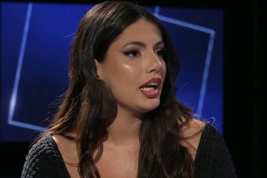 Fernanda Bande De Frente Com Blogueirinha