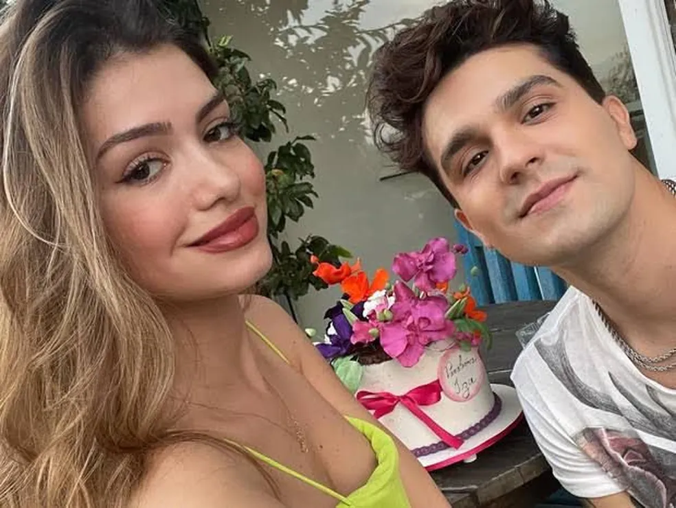 Izabela Cunha E Luan Santana Rompem Noivado