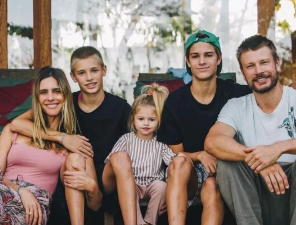 Fernanda Lima e família (Foto Reprodução Redes Sociais)