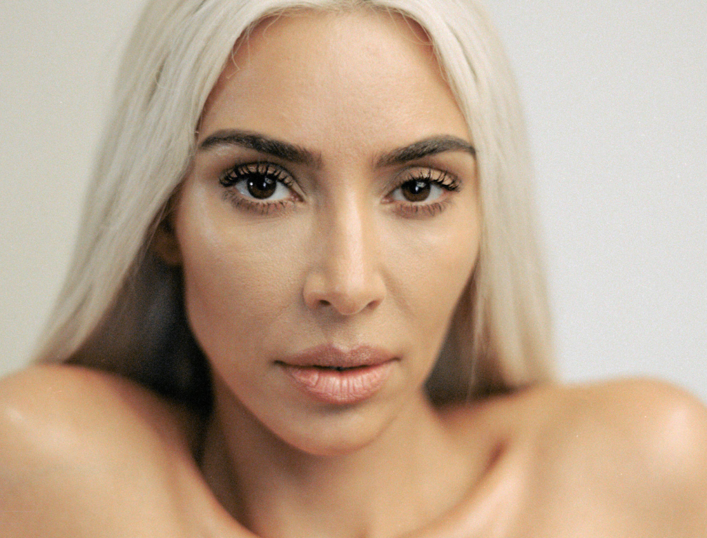 Kim Kardashian (foto Reprodução Redes Sociais)