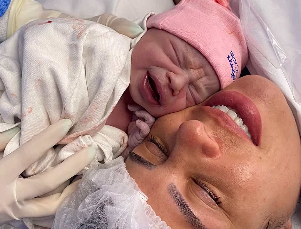 Mulher E Bebê (foto Reprodução Redes Sociais) 1