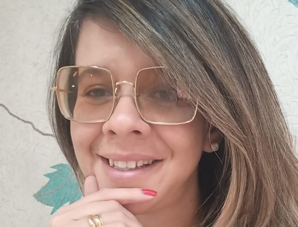Mulher Que Aplicou Golpe Em Pms (foto Reprodução Redes Sociais) 2
