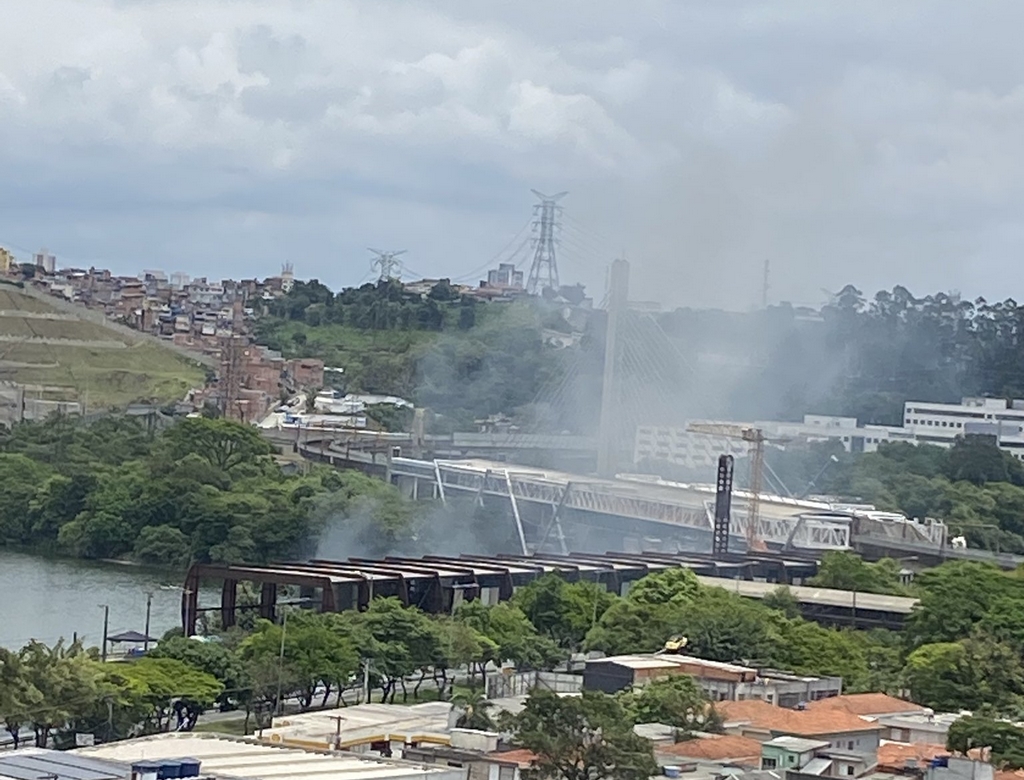 Trem Em Sp (foto Reprodução Redes Sociais)