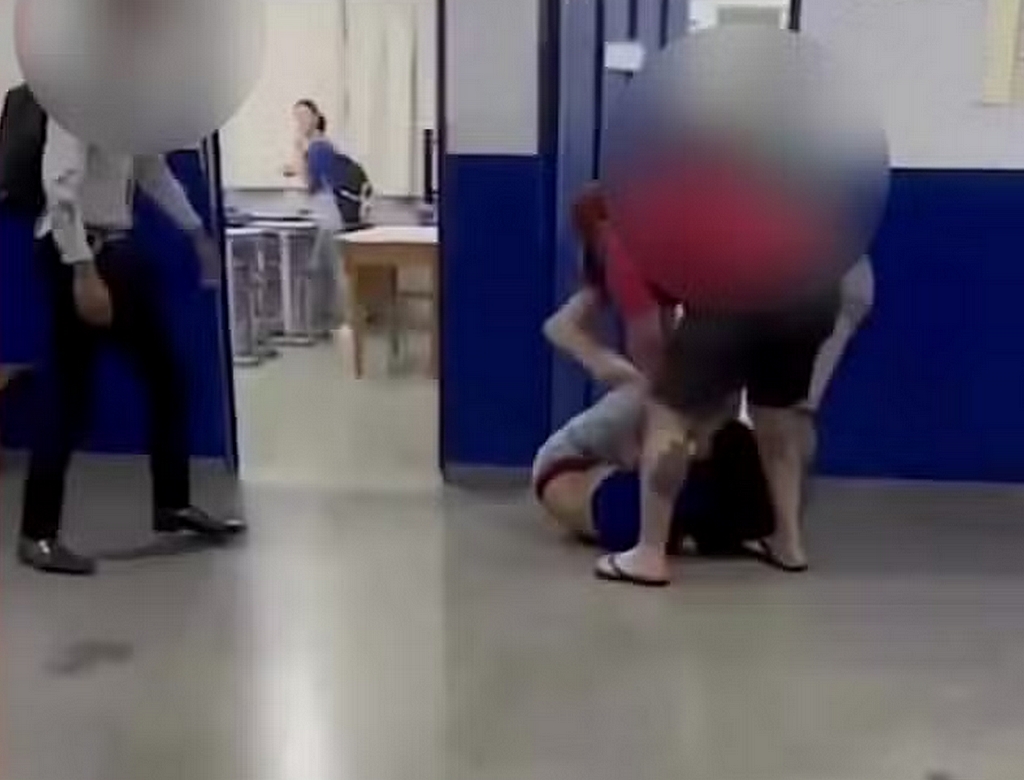Agressão Em Escola (foto Reprodução Redes Sociais) 2