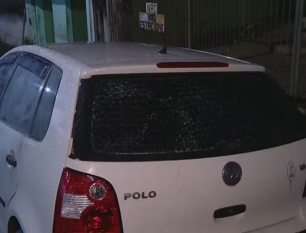 Carro (foto Reprodução Redes Sociais)