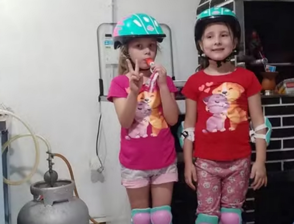 Gêmeas (foto Reprodução Redes Sociais)