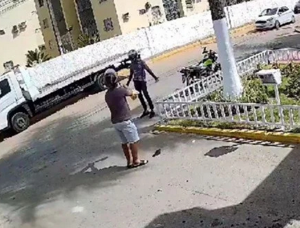 Policial E Motociclista (foto Reprodução Redes Sociais) 1