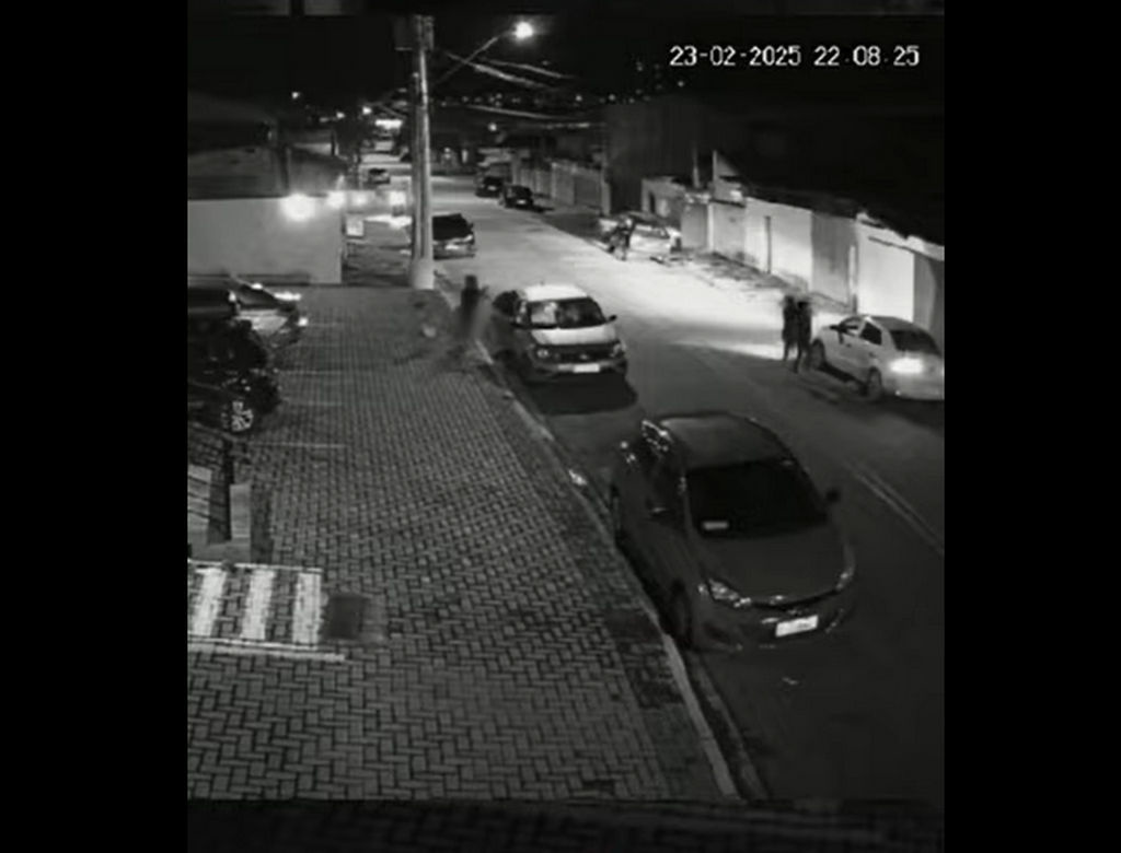 Carro (foto Reprodução Redes Sociais) 1