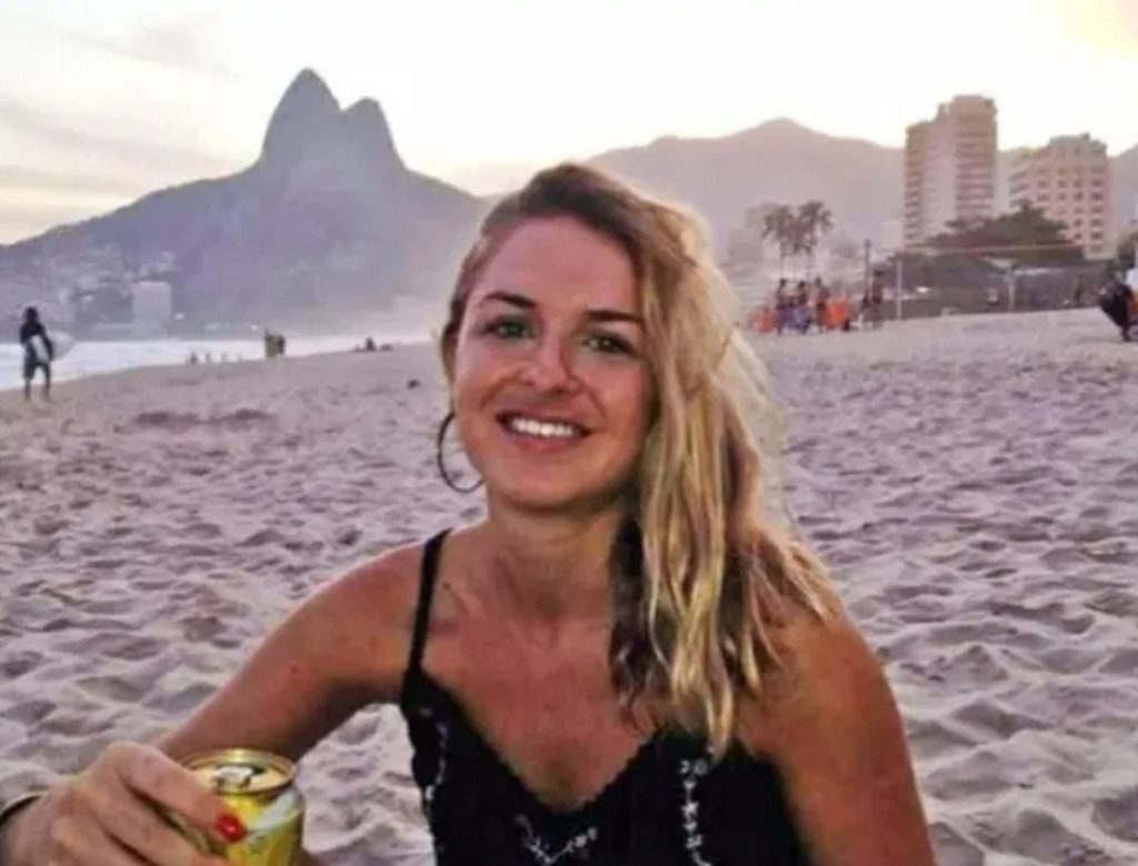 Charlotte Alice Peet (foto Reprodução Redes Sociais) 3
