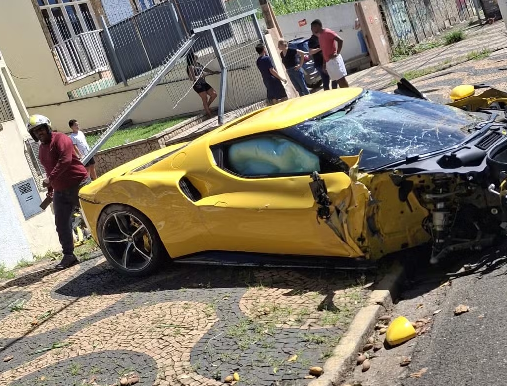 Ferrari (foto Reprodução Redes Sociais) 2
