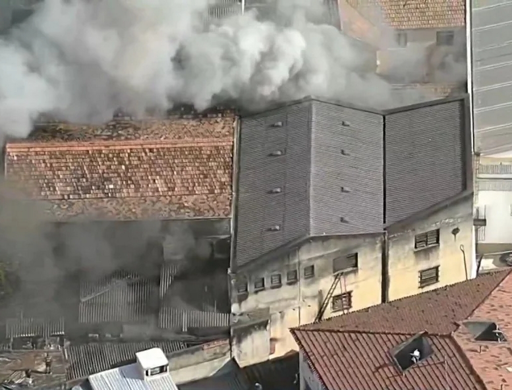 Incêndio (foto Reprodução Redes Sociais) 3