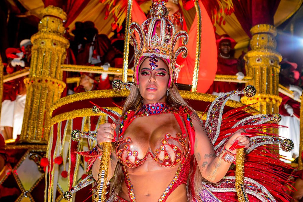 Rafaella Santos 1