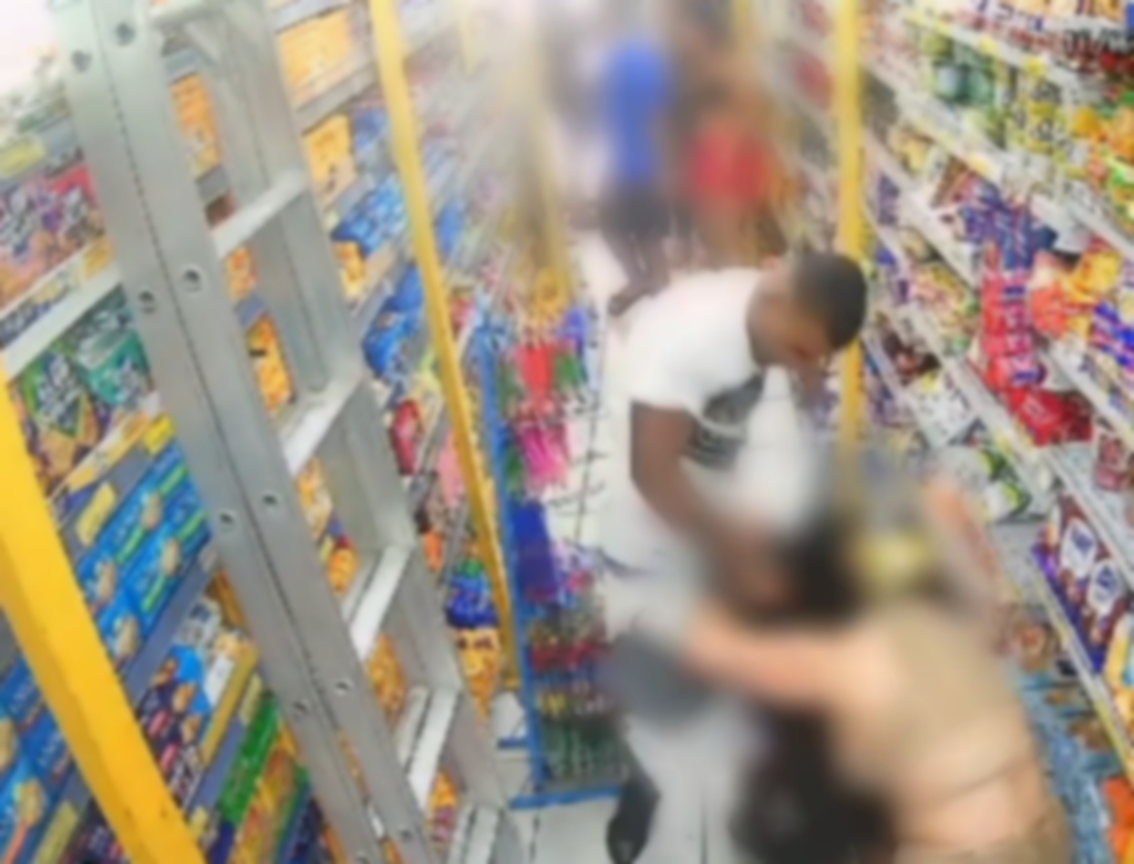 Agressão (foto Reprodução Redes Sociais) 3