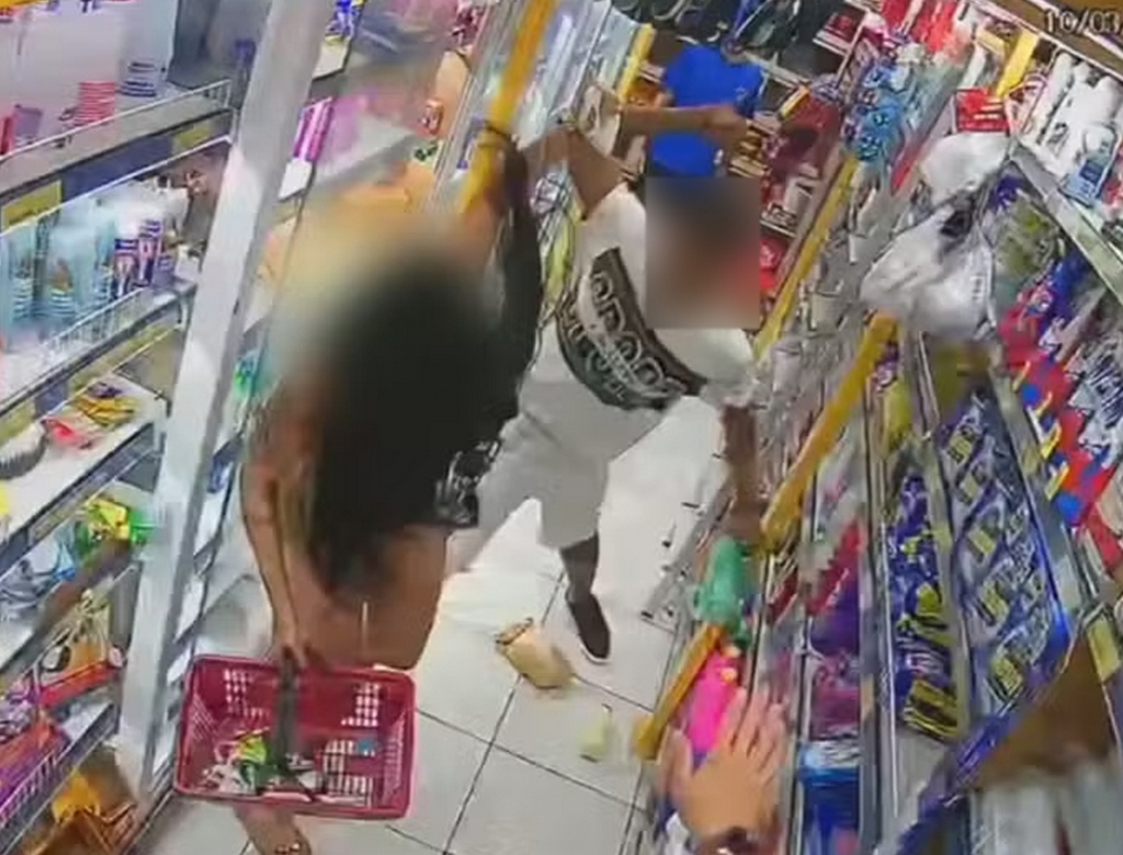 Agressão (foto Reprodução Redes Sociais)