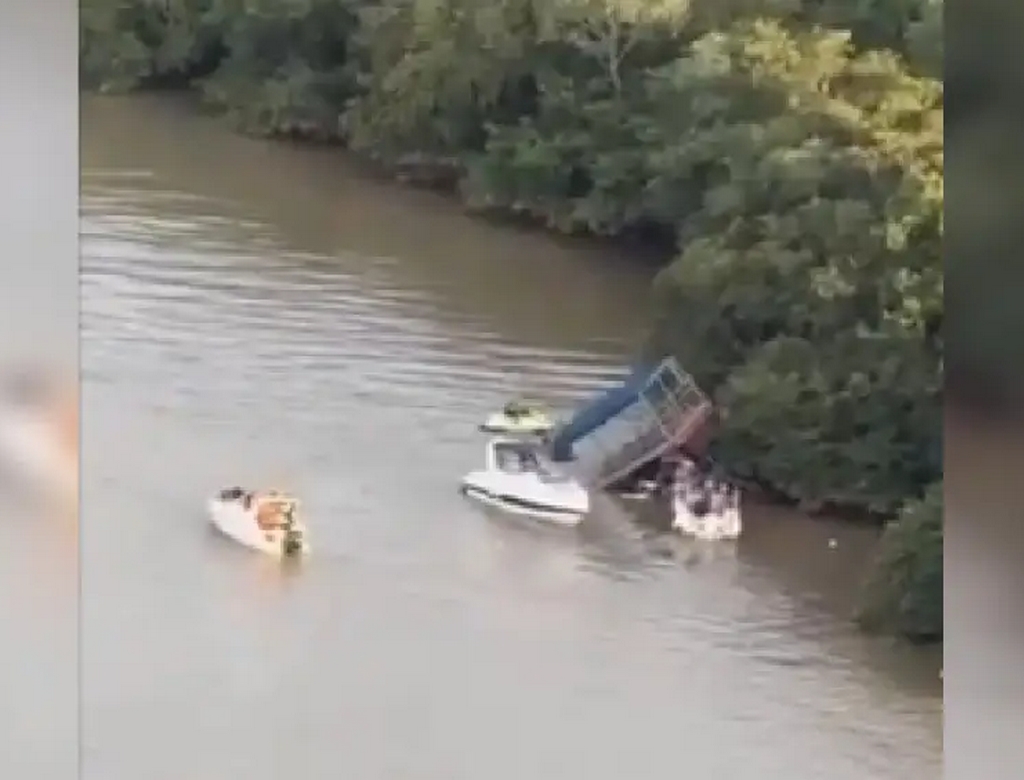 Catamarã (foto Reprodução Redes Sociais) 1