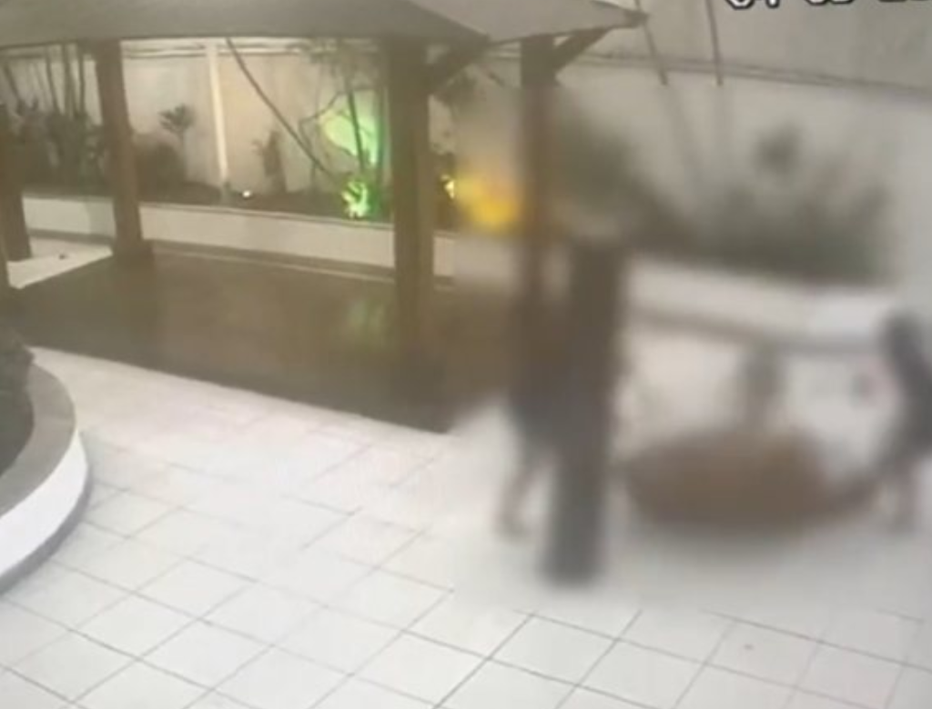 Criança morre ao ser atingida por pilastra de concreto (Foto Reprodução Redes Sociais)