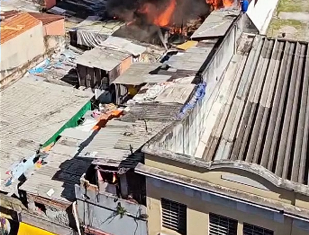 Incêndio (foto Reprodução Redes Sociais) 3