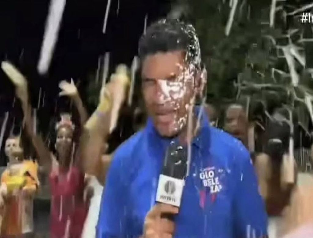 Reporter Da Globo Tem Celular Furtado Ao Vivo Apos Receber Jato De Espuma No Rj 1000x600(1)