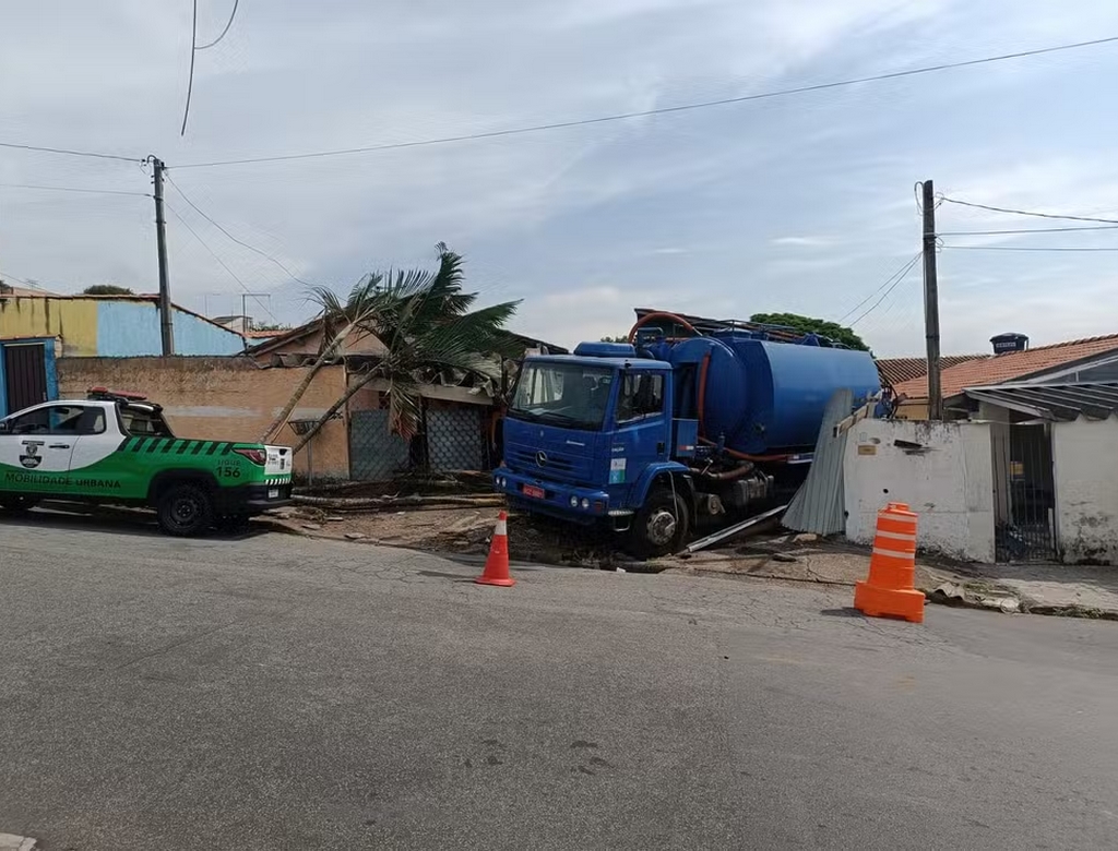 Acidente (foto Reprodução Redes Sociais) 4