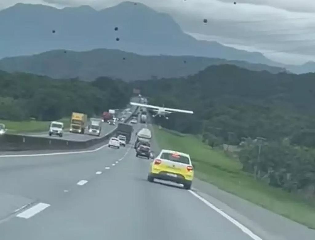 Avião (foto Reprodução Redes Sociais) 1