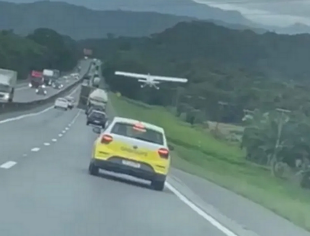 Avião (foto Reprodução Redes Sociais)