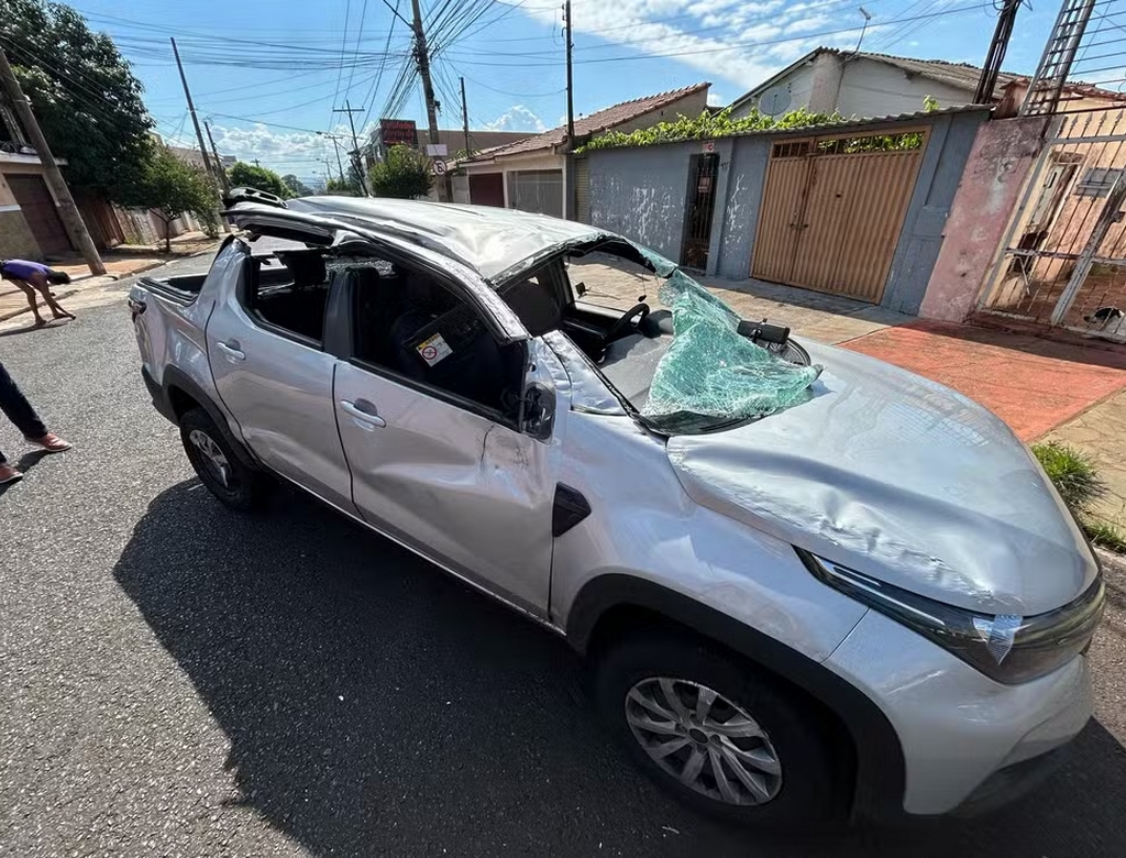 Carro (foto Reprodução Redes Sociais)