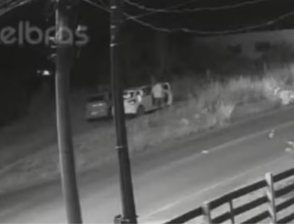 Mulher finge estar morta para fugir de feminicídio (Foto Reprodução Redes Sociais)