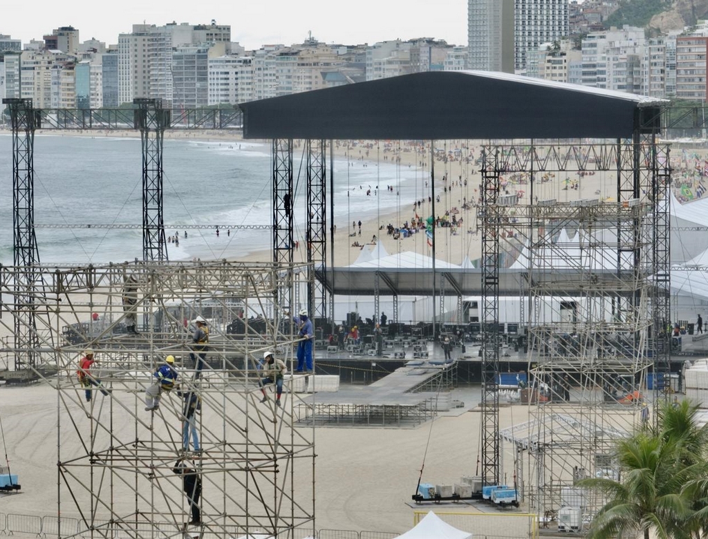 Palco (foto Reprodução Redes Sociais) 2
