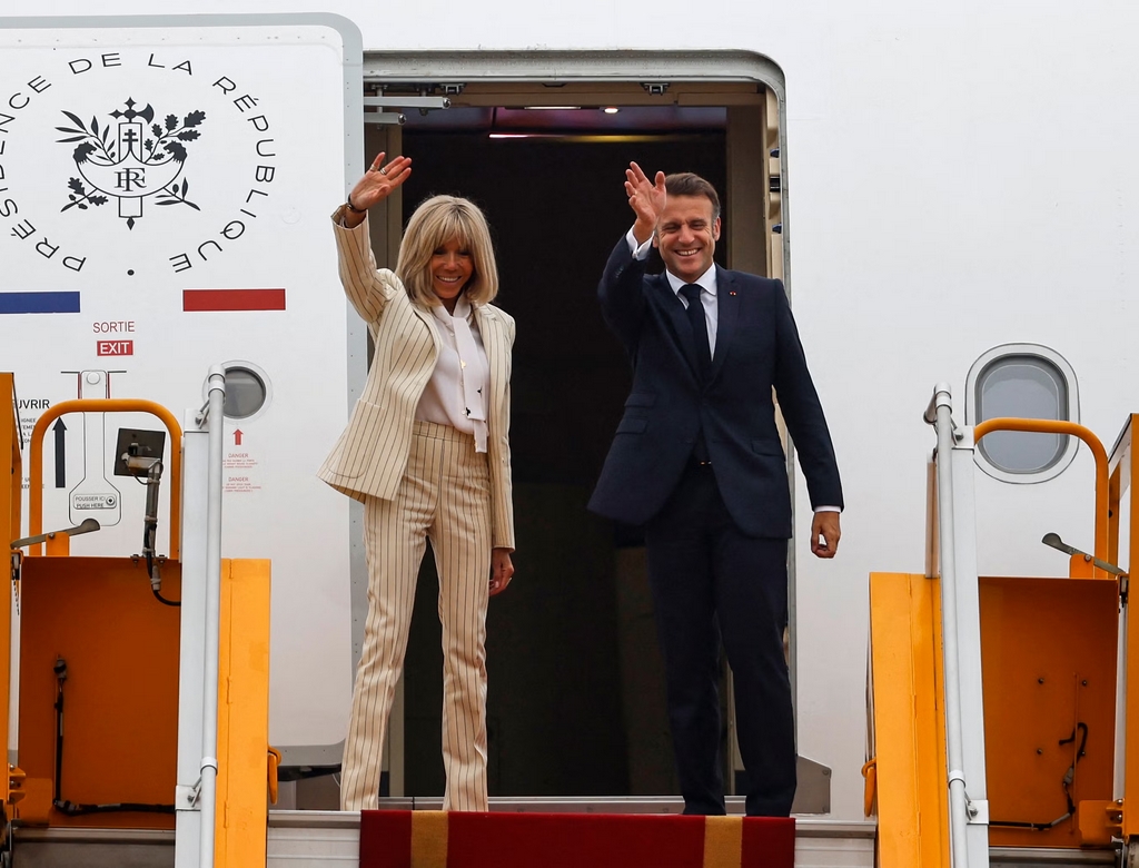 Brigitte e Macron (foto Reprodução Redes Sociais)