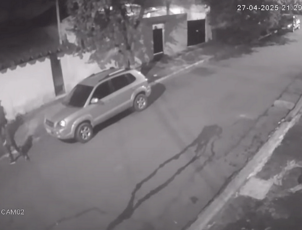 Carro (foto Reprodução Redes Sociais) 3