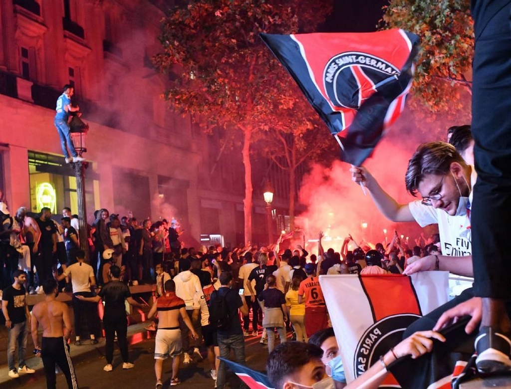 Carro (foto Reprodução Redes Sociais) 2