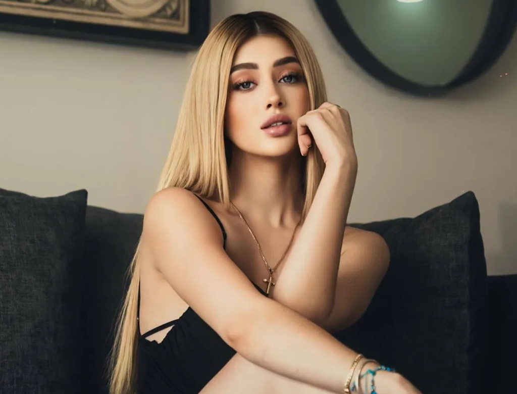Modelo é morta a tiros durante transmissão ao vivo (Foto Reprodução Redes Sociais)