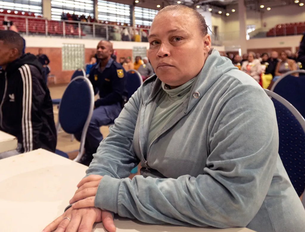 Mulher é condenada à prisão perpétua após vender filha de 6 anos (Foto Reprodução Redes Sociais)