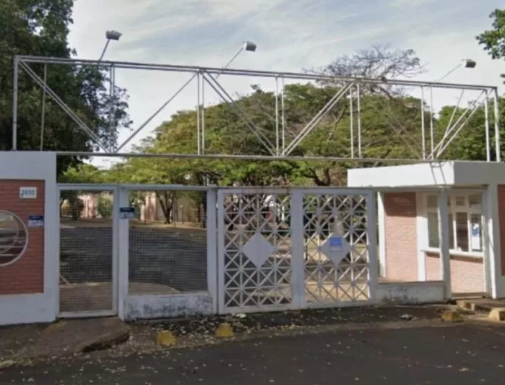 Adolescente morre após ataque com tesoura dentro da sala de aula (Foto Reprodução Redes Sociais)