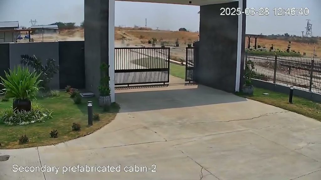 Miniatura Do Vídeo: First Fault Rupture Ever Filmed: M7.9 Surface Rupture Filmed Near Thazi, Myanmar