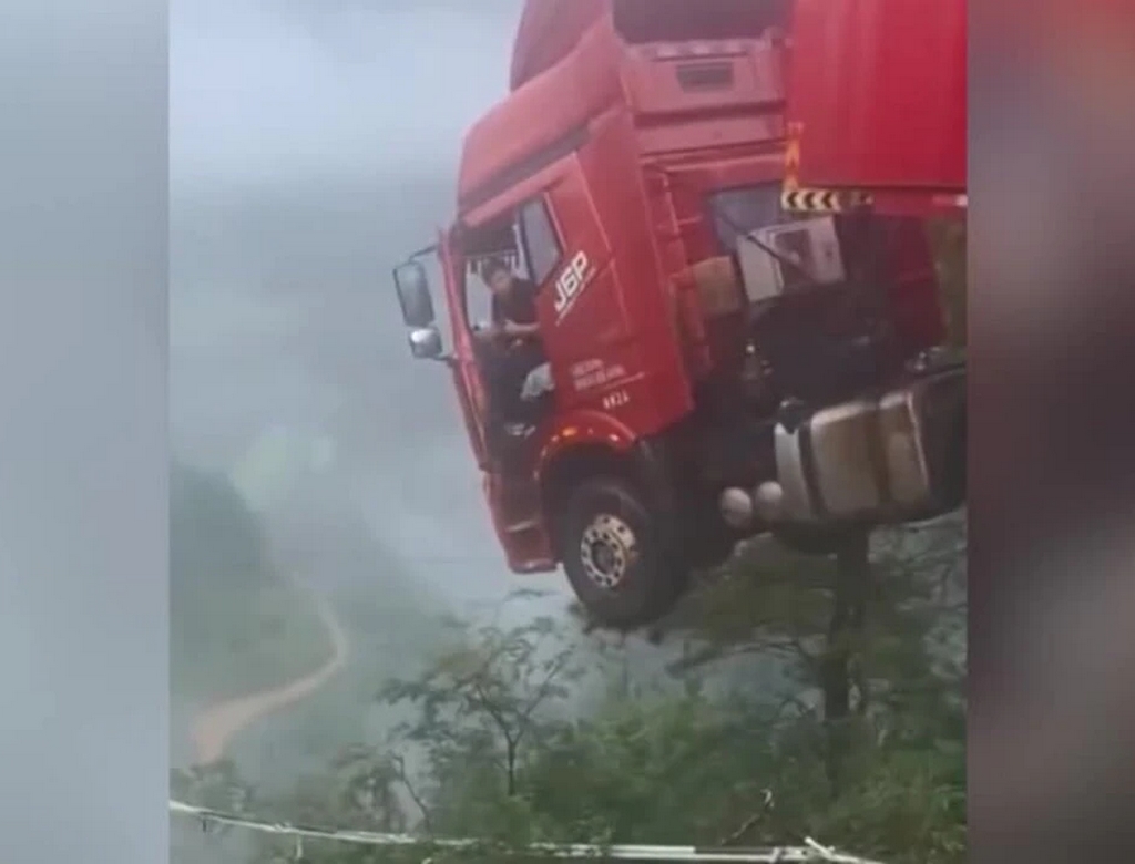 Caminhão (foto Reprodução Redes Sociais) 1