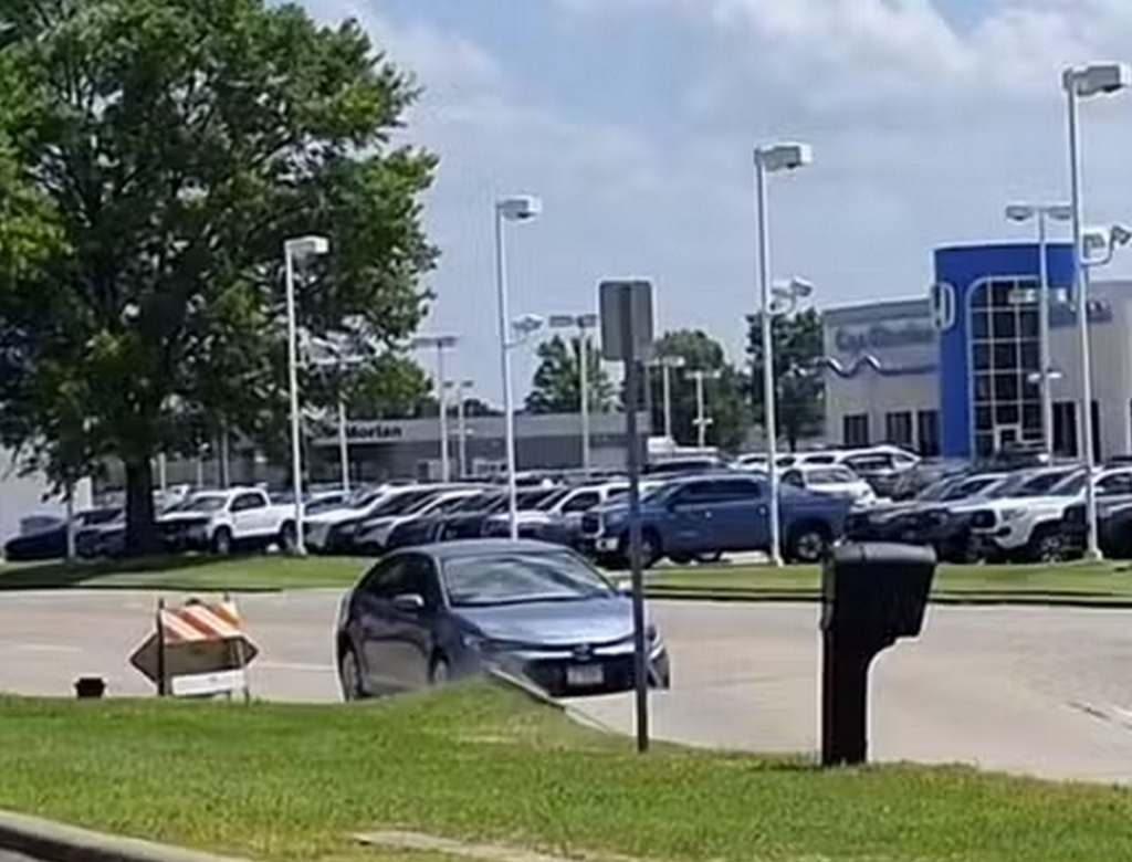 Carro (foto Reprodução Redes Sociais) 1