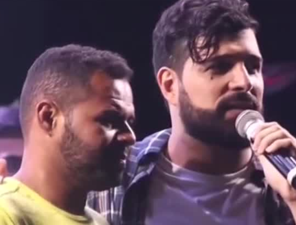 Homem mata ex após ela recusar convite para subir ao palco (Foto Reprodução Redes Sociais)
